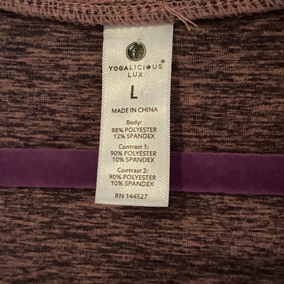 Yogalicious LUX FITTED FULL ZIP ATHLETIC TOP IN HEATHER PINKY PEACH COLOR - Picture 8 of 9